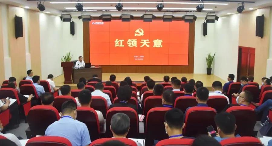 乘風(fēng)破浪 筑夢前行丨2021感謝有你，2022砥礪前行！